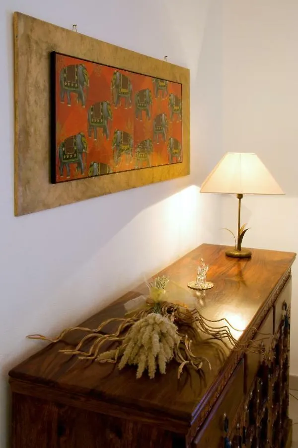 Orange Apartment Lezzeno 0*,